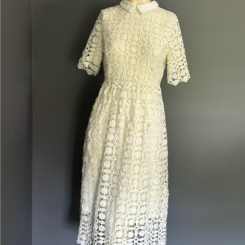 Elegant Cream Lace Dress